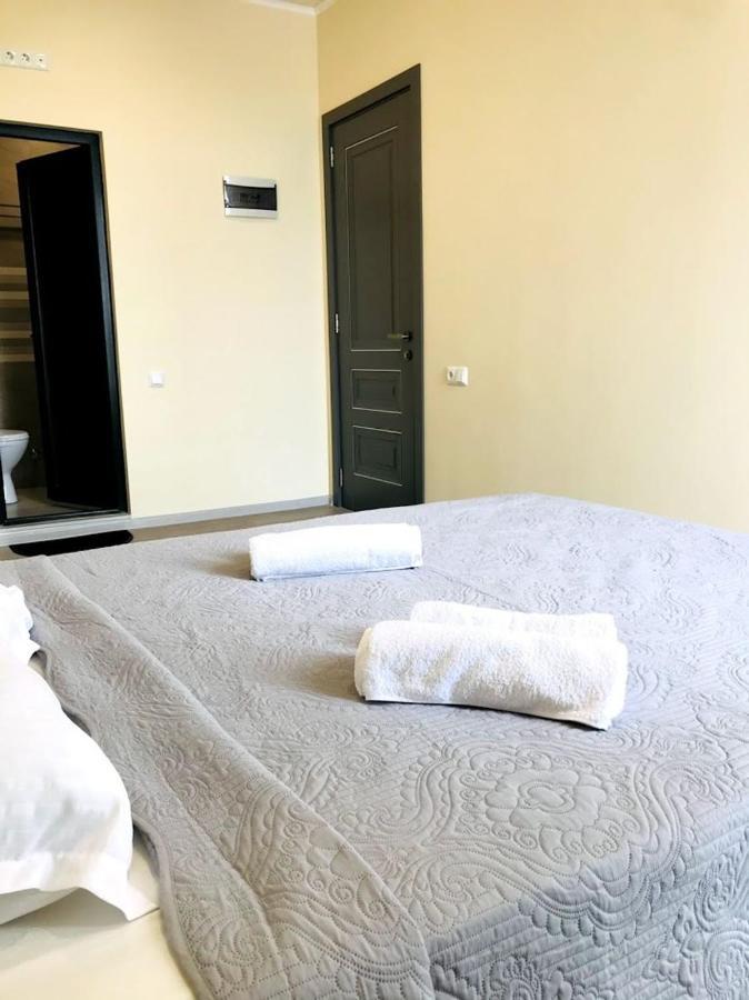 Hotel Gurya Kobuleti Esterno foto