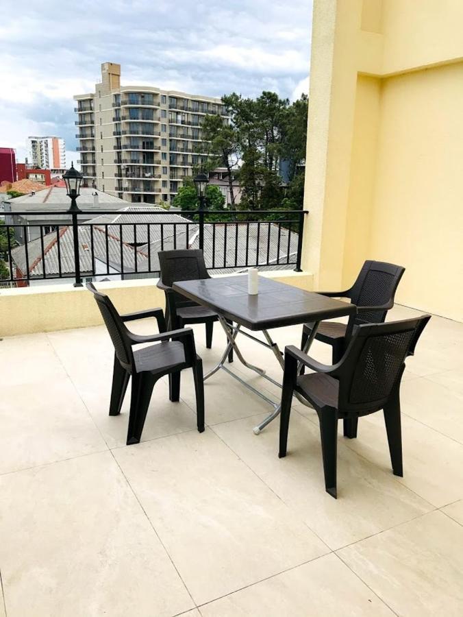 Hotel Gurya Kobuleti Esterno foto