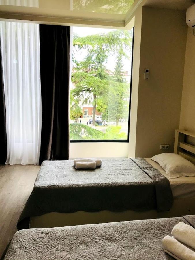 Hotel Gurya Kobuleti Esterno foto