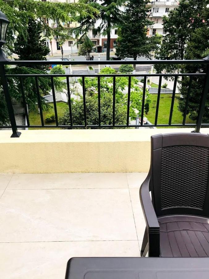 Hotel Gurya Kobuleti Esterno foto