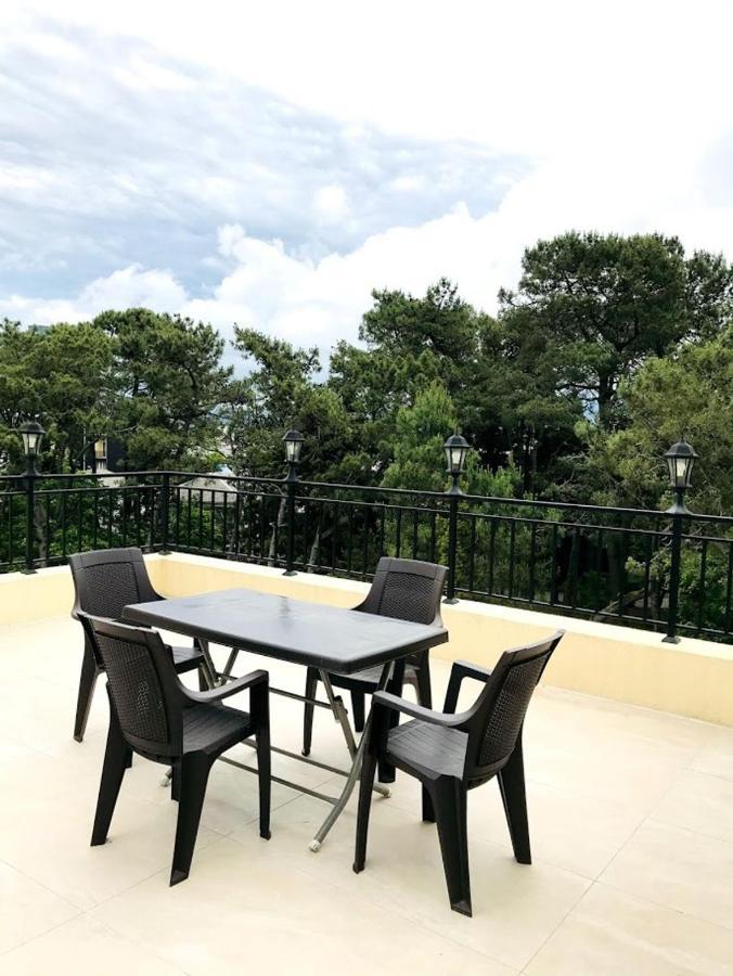 Hotel Gurya Kobuleti Esterno foto